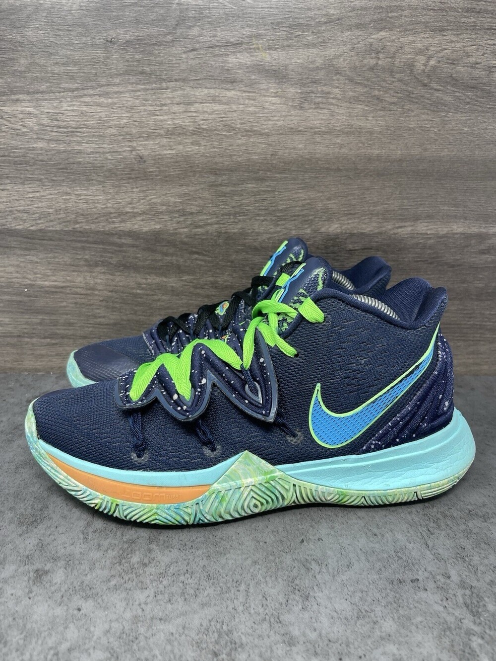 Nike Kyrie 5 UFO Obsidian Blue Green Size 8 Mens Basketball Shoes AO2918-400